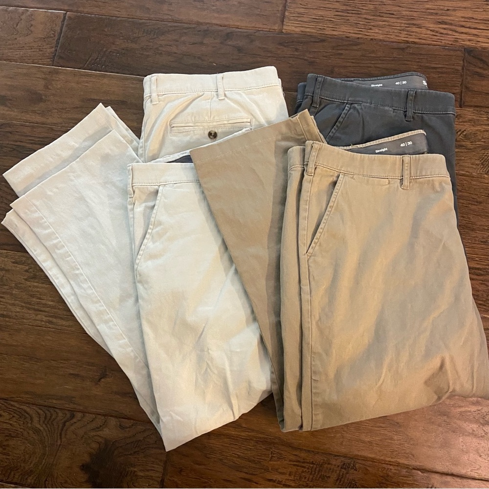 4 pairs like new Sonoma flexwear chino pants men’s